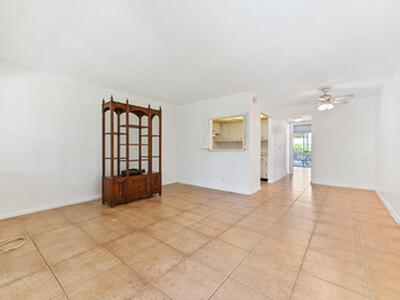 111 Dorchester E, West Palm Beach, FL 33417