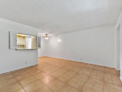 111 Dorchester E, West Palm Beach, FL 33417
