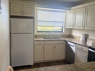 1270 SE Parkview Place, Stuart, FL 34994