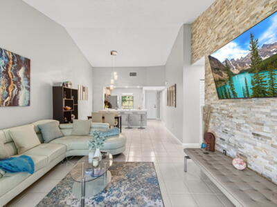 8364 Boca Glades Boulevard E, Boca Raton, FL 33434