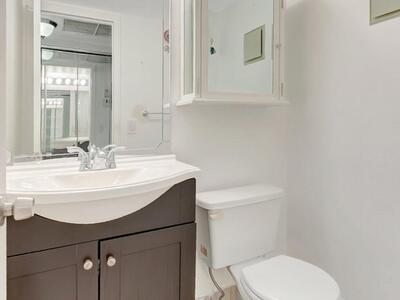 549 Fanshaw N, Boca Raton, FL 33434