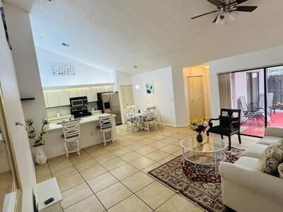 1057 N Summit Trail Circle, West Palm Beach, FL 33415