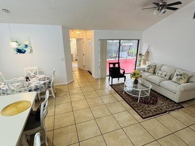 1057 N Summit Trail Circle, West Palm Beach, FL 33415