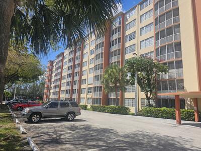 1780 NE 191st Street, Miami, FL 33179