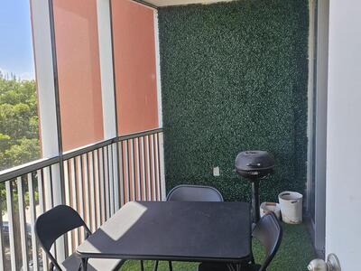 1780 NE 191st Street, Miami, FL 33179