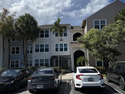 2305 N Congress Avenue