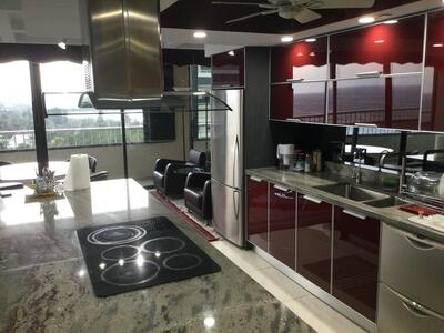 5280 N Ocean Drive, Singer Island, FL 33404