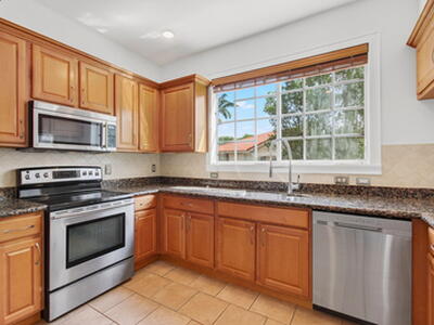 4582 Danson Way, Delray Beach, FL 33445