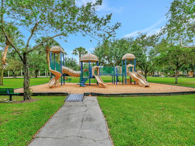 4582 Danson Way, Delray Beach, FL 33445