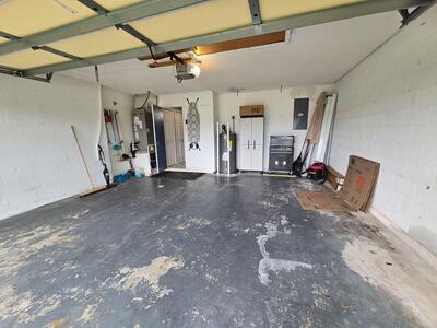 862 SW Carmelite Street, Port Saint Lucie, FL 34983