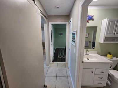 862 SW Carmelite Street, Port Saint Lucie, FL 34983