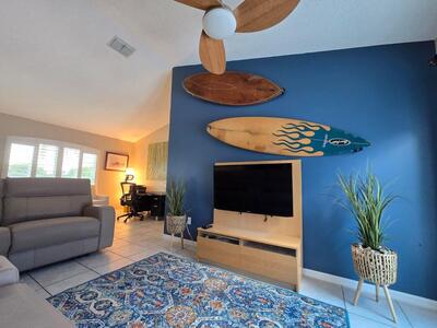 862 SW Carmelite Street, Port Saint Lucie, FL 34983