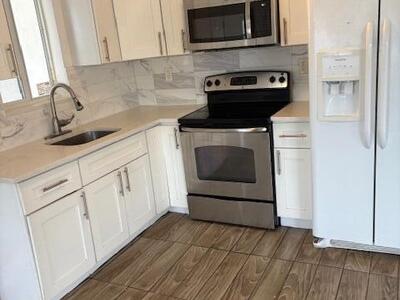 958 W 3rd Street, Riviera Beach, FL 33404