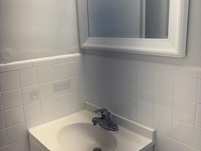 958 W 3rd Street, Riviera Beach, FL 33404