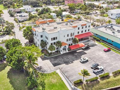 221 SE Osceola Street, Stuart, FL 34994