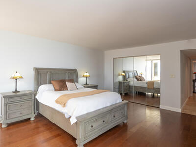 5070 N Ocean Drive, Singer Island, FL 33404