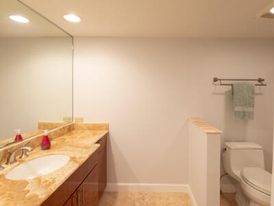 5070 N Ocean Drive, Singer Island, FL 33404