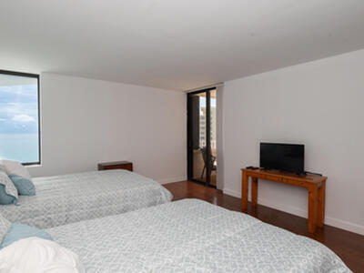 5070 N Ocean Drive, Singer Island, FL 33404