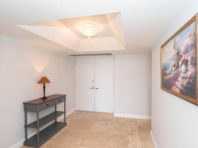 5070 N Ocean Drive, Singer Island, FL 33404