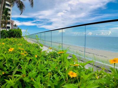 5070 N Ocean Drive, Singer Island, FL 33404