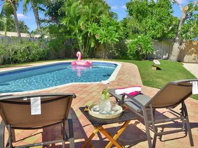 2320 NE 51st Street, Lighthouse Point, FL 33064