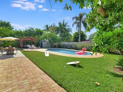 2320 NE 51st Street, Lighthouse Point, FL 33064