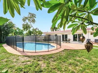 2320 NE 51st Street, Lighthouse Point, FL 33064