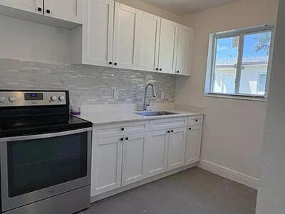 1951 NW 31st Street, Miami, FL 33142