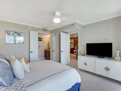 101 S Seas 204 Drive, Jupiter, FL 33477