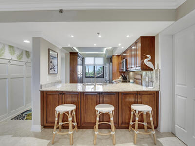 101 S Seas 204 Drive, Jupiter, FL 33477