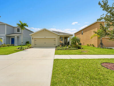 10692 SW Vasari Way, Port Saint Lucie, FL 34986