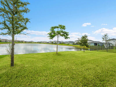 10692 SW Vasari Way, Port Saint Lucie, FL 34986