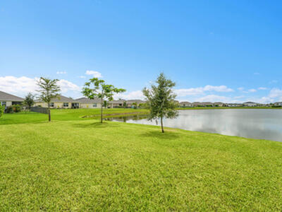 10692 SW Vasari Way, Port Saint Lucie, FL 34986