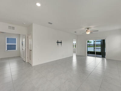 10692 SW Vasari Way, Port Saint Lucie, FL 34986