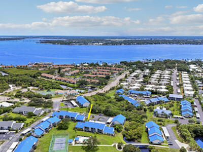 1637 NE Nautical Place, Jensen Beach, FL 34957