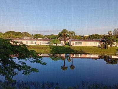 154 Lake Meryl Drive, West Palm Beach, FL 33411