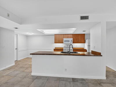 2255 Lindell Boulevard, Delray Beach, FL 33444