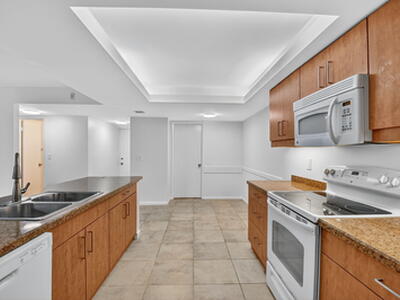 2255 Lindell Boulevard, Delray Beach, FL 33444