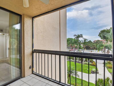 2255 Lindell Boulevard, Delray Beach, FL 33444