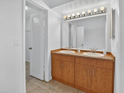 2255 Lindell Boulevard, Delray Beach, FL 33444