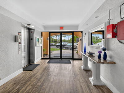 2255 Lindell Boulevard, Delray Beach, FL 33444