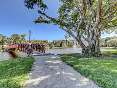 2255 Lindell Boulevard, Delray Beach, FL 33444