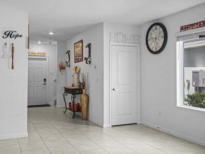 11164 NW Middle Stream Drive, Port Saint Lucie, FL 34987