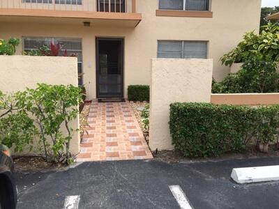 13664 Coconut Palm Court, Delray Beach, FL 33484