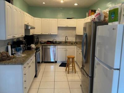 548 NW 2nd Way, Deerfield Beach, FL 33441