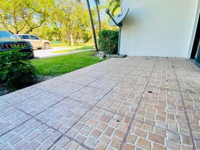 530 S Park Road, Hollywood, FL 33021