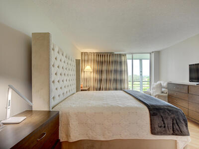 5301 NW 2nd Avenue, Boca Raton, FL 33487