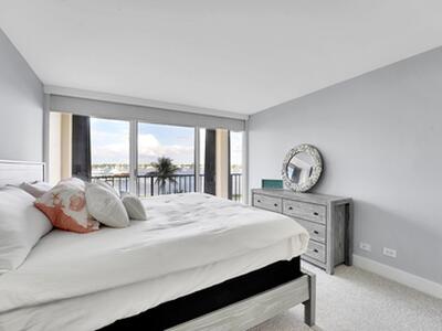 134 Lakeshore Drive, North Palm Beach, FL 33408