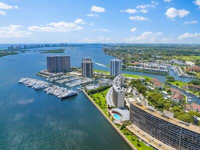 134 Lakeshore Drive, North Palm Beach, FL 33408