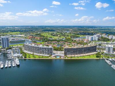 134 Lakeshore Drive, North Palm Beach, FL 33408